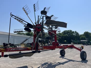 Main image Massey Ferguson RK772